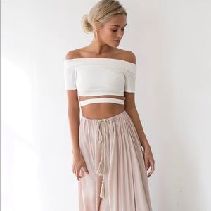 Low and Behold Crop Top white, from Hello Molly.